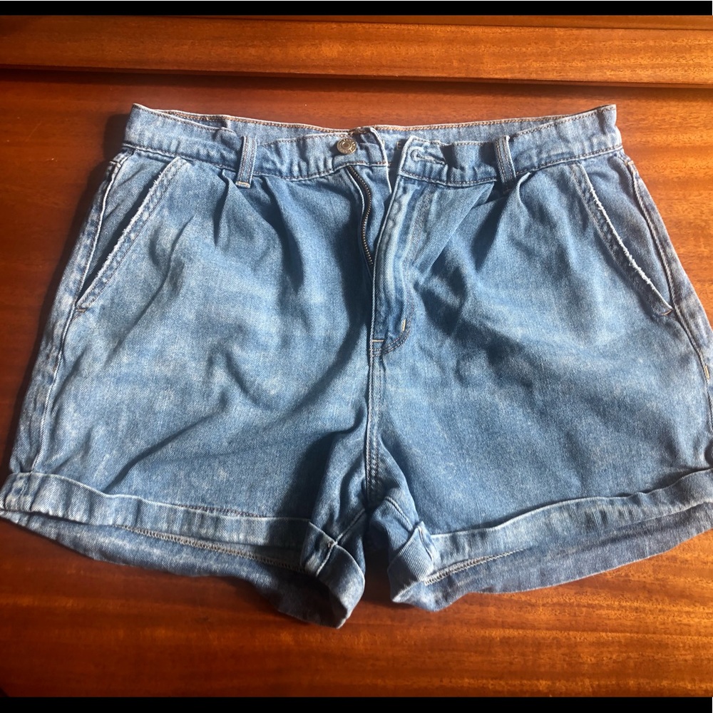 American Eagle Mom Shorts, EUC, size 12